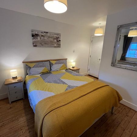 Apartment 12, Sea Wharf Westport Eksteriør bilde
