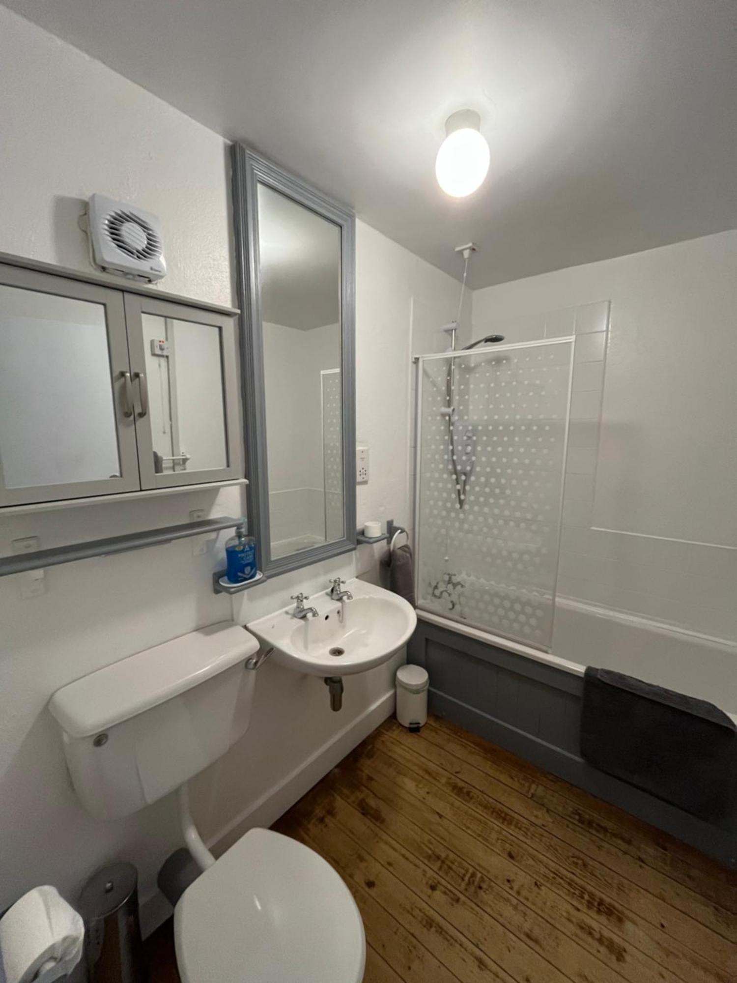 Apartment 12, Sea Wharf Westport Eksteriør bilde